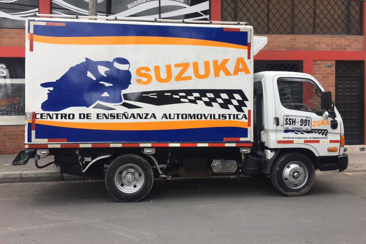 Suzuka Academia - Licencia de Vehículos pesados C2